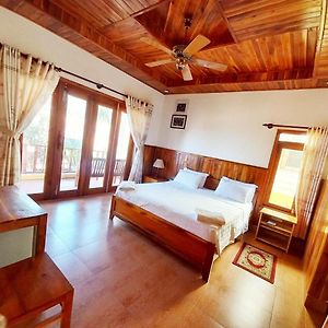 Free Beach Resort